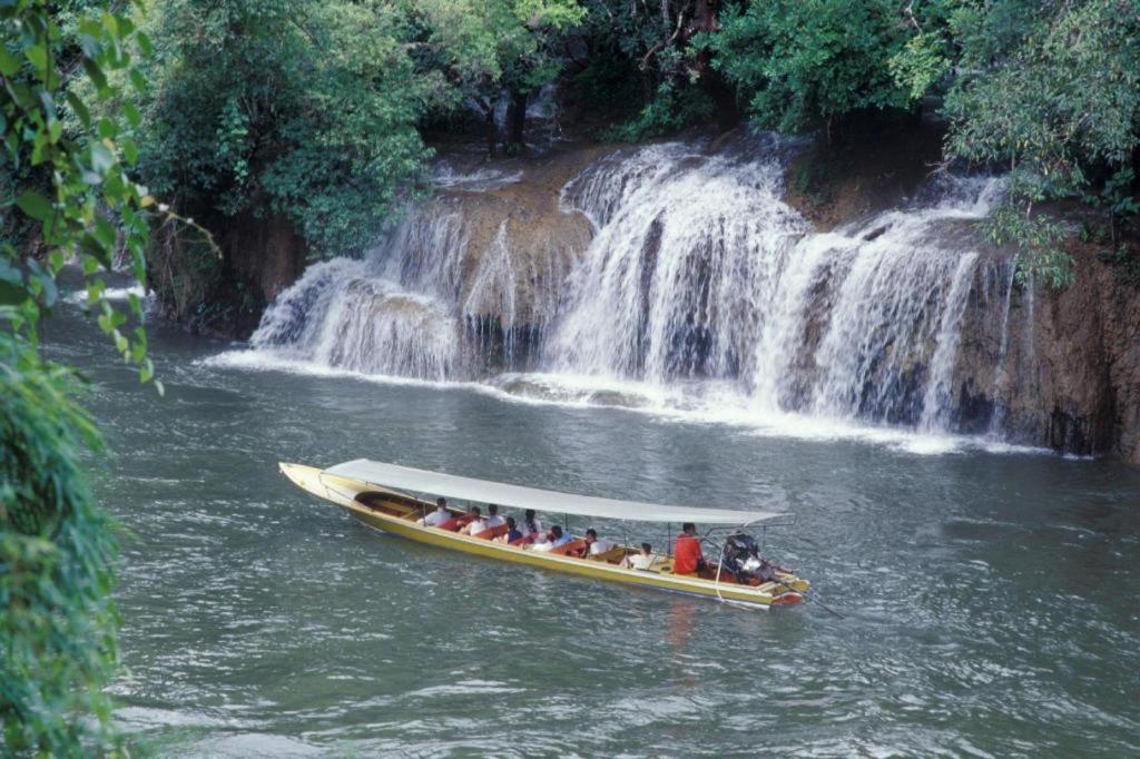 Hotel Treeyapat Place Kanchanaburi Exteriér fotografie