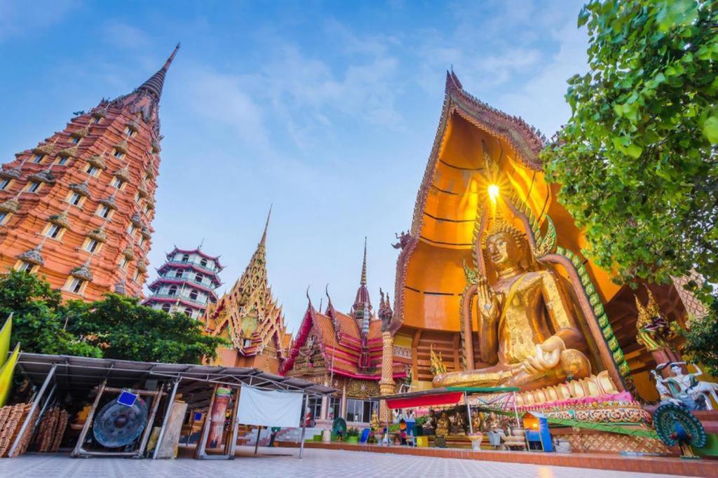 Hotel Treeyapat Place Kanchanaburi Exteriér fotografie